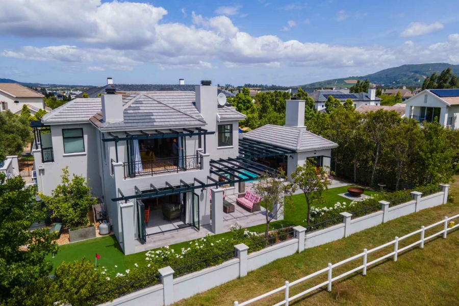 4 Bedroom Property for Sale in Val De Vie Estate Western Cape